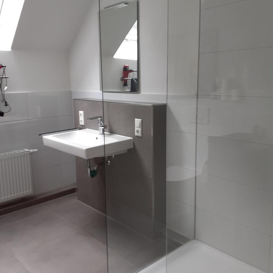 Grosszuegige,98M2 Grosse Wohnung In Stadtnaher Traumlage, Nur 200M Zum Stadtpark オルデンブルク エクステリア 写真